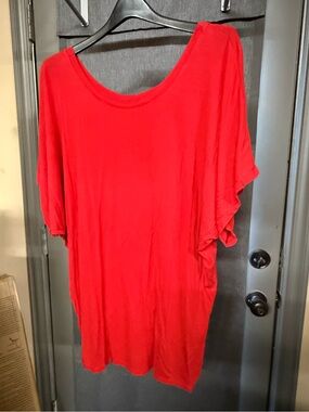 Women's Relaxed Red Scoop Neck Tunic